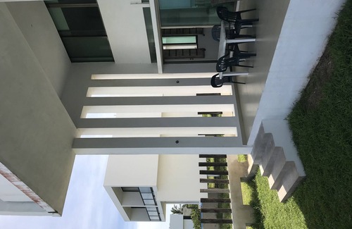 San Benito Villa | BEACHFRONT VILLA GH 1 FULLY FURNISH SECURITY 24/7