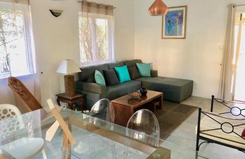 Flic-en-Flac Casa | Beachfront Villa in a beautiful and secured complex