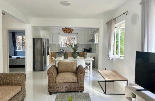 Flic-en-Flac Casa | Beachfront Villa in a beautiful and secured complex