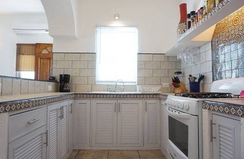Telchac Puerto Villa | Frente a la playa Villa Tranquilita 3Bd / 3Ba PISCINA, WiFi, 4 AC, colección privada