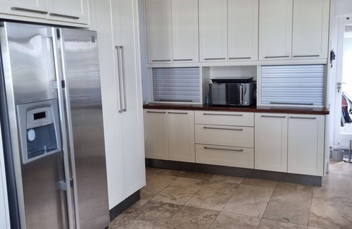Cape Town Casa | Beachfront villa, kite/wind surfers paradise on Big Bay Beach, Bloubergstrand