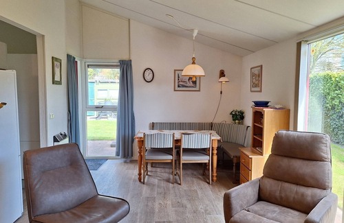 Renesse Chalet De Esquí | Beachpark 67 Chalet en un parque de vacaciones directamente en la playa del Mar del Norte