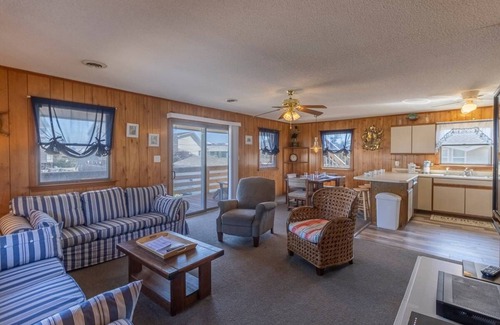 Kill Devil Hills Casa | BeachRX - 3 bedroom house in charming Kill Devil Hills