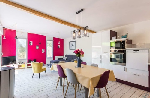 Lingreville Cabaña | Casa moderna junto al mar, terraza, cocina exterior, y actividades en familia