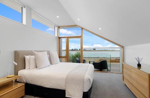 Redcliffs Casa | Beachside Bliss - Redcliffs