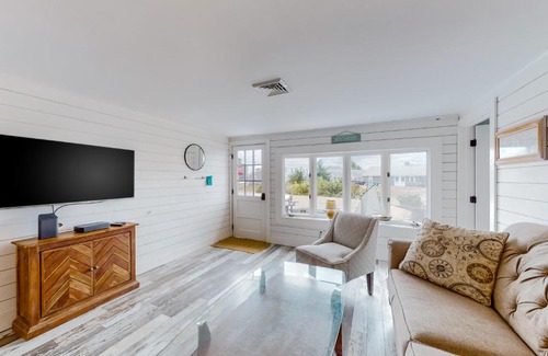 West Dennis Casa | Beachside Bungalow - A
