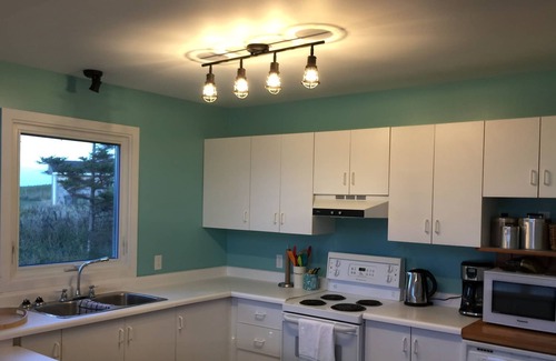 Park Corner Cabaña | Beachside Cottage Escape - Front row Seats to the Most Picturesque Shore in PEI