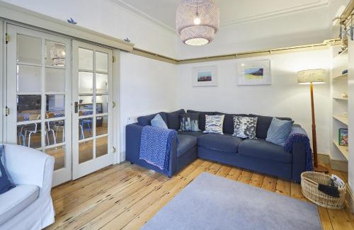 Sandsend Casa | Beachside Cottage