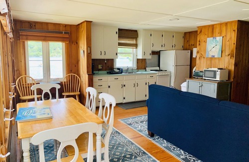 Bristol Cabaña | Beachside Cottage en Newfound Lake