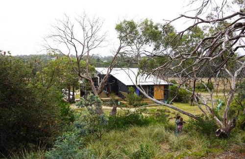 Carlton Casa | Beachside Family Surf Retreat
