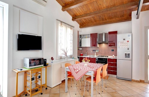 Reitani Apartamento | Escapada a la playa con jardín