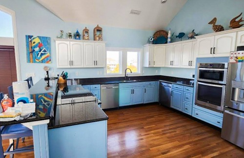 Ocean Isle Estates Casa | Beachside home short walk to beach with private pool, hot tub & game room
