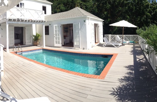 Freemans Bay Casa | Casa junto a la playa con piscina en el hermoso puerto inglés