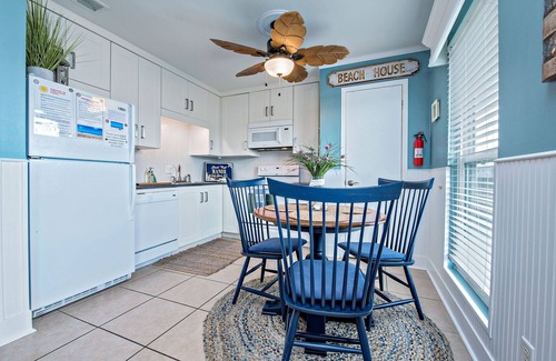 Gulf Shores Condominio | FRENTE A LA PLAYA 405 - ¡PASEA LA MAREA, REMOQUE EL SOL, REPÁRESE Y DISFRÚTESE!