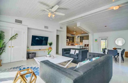 Westward Villas Subdivision Casa | Beachside Oasis: 3-Bedroom Home w/ Private Pool!