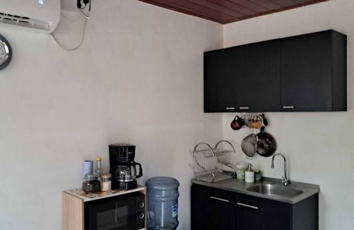 Chiltiupan Apartamento | El Zonte Rooftop Beach Studio – Surf, Work & Relax!