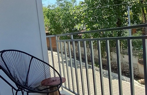 Chiltiupan Apartamento | El Zonte Rooftop Beach Studio – Surf, Work & Relax!