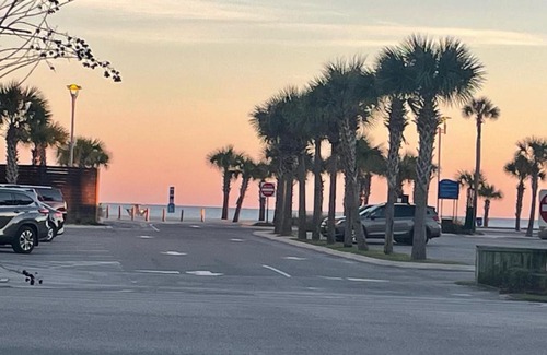 Gulf Shores Hotel | Beachview 204