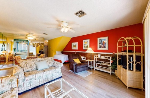 West Panama City Beach Hotel | Beachwalk Condominiums 16E