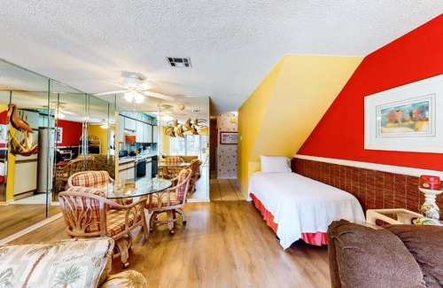 West Panama City Beach Hotel | Beachwalk Condominiums 16E