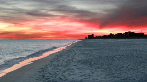 Seagrove Beach Casa | Beachwood Villas 12I