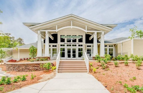 Sea Scape Condominio | Beachwoods Resort - 1 bedroom · Outdoor Adventure! One Bedroom Suite.