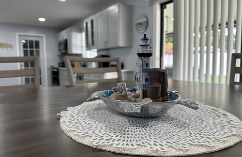 Cocoa Casa | Beachy Cocoa Home Near Cruise Port W/ Hot Tub
