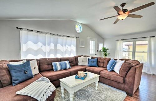 Ocean Beach III Casa | Beachy Lavallette Cottage with Outdoor Shower, Patio