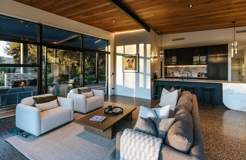 Wanaka Apartamento | Beacon Retreat - Pool - Sleeps 8