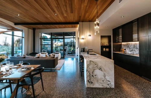 Wanaka Apartamento | Beacon Retreat - Pool - Sleeps 8