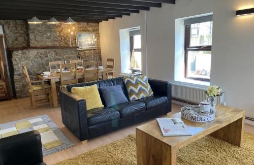 Saundersfoot Casa | Beaconing View, Saundersfoot, Pembrokeshire