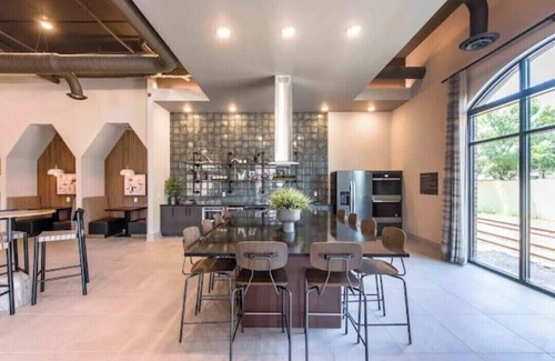 Downtown Memphis Apartamento | Beale Street nights & River sites