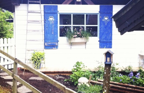 Waidring Casa | Bear Creek Cottage: Iydillic cabin in the woods perfect for family & fur babies