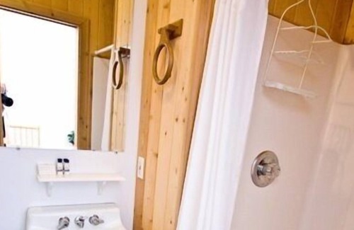 Mead Cabina | Bear Creek Lodge