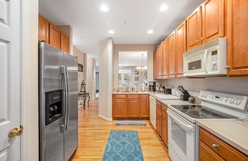 Ocean View Condominio | Bear Trap Dunes 1st-floor condo with fireplace, gym, and shared sauna