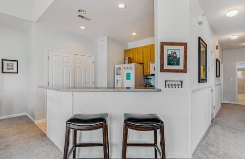 Ocean View Condominio | Bear Trap Dunes 2nd floor condo w/shared sauna, golf on-site, & basketball court