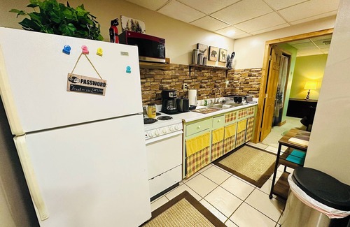 Independence Cabina | Bear Valley Cabin, a beautiful secluded oasis 4 a Romantic or family getaway.