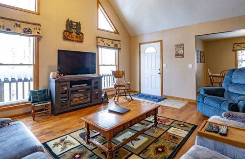 Timberline Casa | Bearfoot Lodge - 868 Cabin Mountain Road