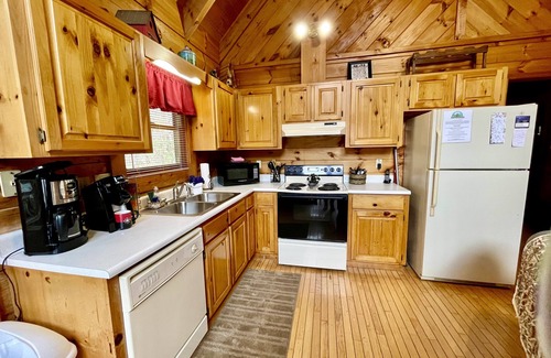 Townsend Cabina | BEARFOOT - Romantic cabin perfect for two!
