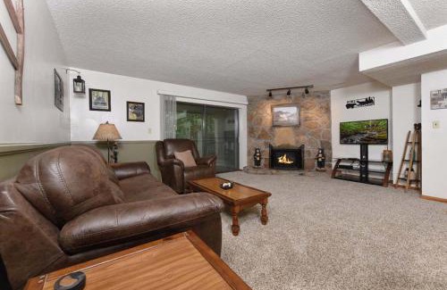Chalet Village Casa | Bearly Ober