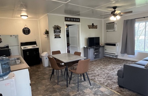 Three Rivers Casa | Bears Eye View 8 MILES from Sequoia National Park