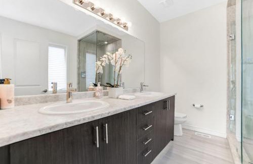 Wasaga Beach Casa | Beatrice Retreat