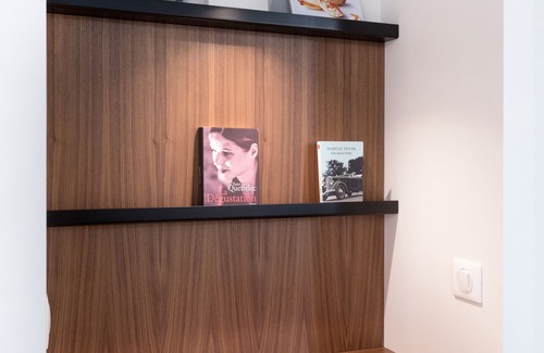 Laval Apartamento | Chez Béatrice-Apartamento-De Lujo-Baño Privado-Vista al Jardín