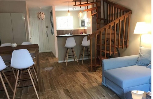 Boulouris-sur-Mer Apartamento | Beau Duplex Résidence Piscine, 200m des Plages