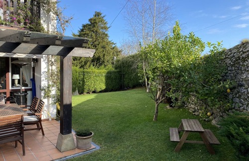 Val De San Vicente Casa | Preciosa casa con jardín en un pueblo de Cantabria