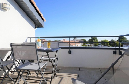 Saint-Gilles-Croix-de-Vie Apartamento | Acogedor apartamento para 4 personas con WIFI, piscina, TV, terraza y aparcamiento