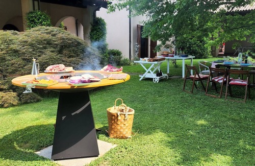 Beregazzo Con Figliaro Villa | Villa Marianna con piscina y canchas de golf y tenis cercanas.