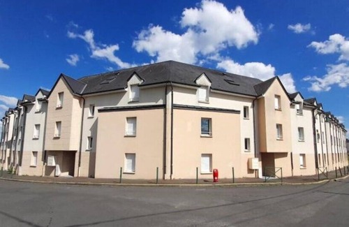 La Suze-sur-Sarthe Apartamento | Beau Studio Meublé à La Suze. Idéal Étudiants et Déplacements Professionnels