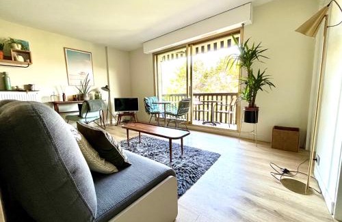Deauville City Centre Apartamento | Beau studio terrasse vue jardin - à 2 pas de la mer