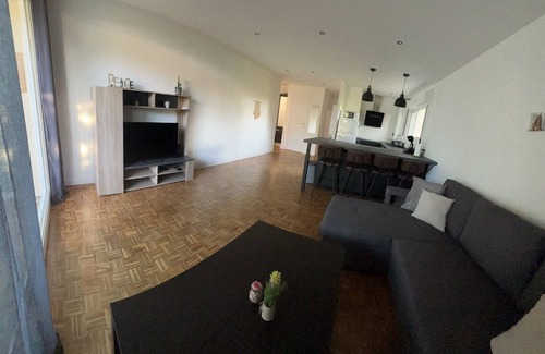 Le Redon Apartamento | Beau t2 Avec Piscine et Balcon Parking ,proches Calanques